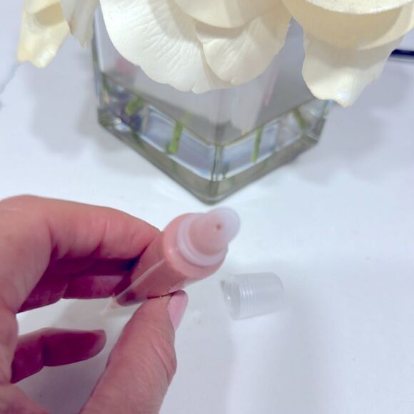 Lancome Juicy Tubes lip gloss "Simmer" Opalescent Creamy Nude Shine Hydration - Picture 6 of 7